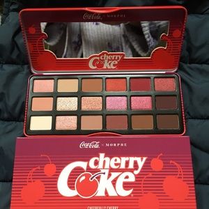 Morphe x Coca-cola Coke cherry 🍒 palette NWT